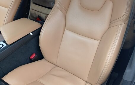 Volvo V60 Cross Country II, 2019 год, 2 430 000 рублей, 16 фотография