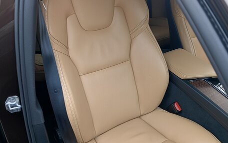 Volvo V60 Cross Country II, 2019 год, 2 430 000 рублей, 20 фотография