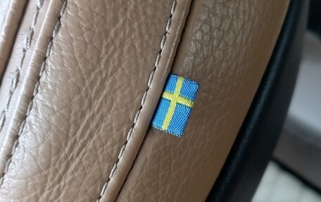 Volvo V60 Cross Country II, 2019 год, 2 430 000 рублей, 21 фотография