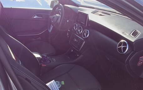 Mercedes-Benz A-Класс, 2014 год, 1 800 000 рублей, 14 фотография