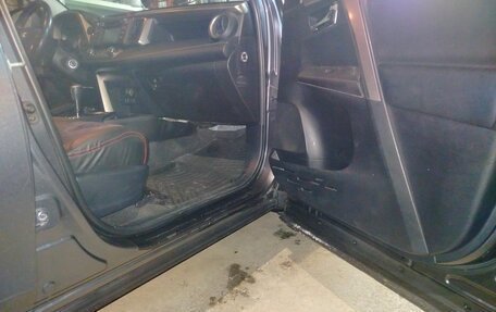 Toyota RAV4, 2013 год, 1 690 000 рублей, 6 фотография