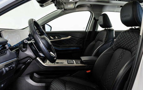 CheryExeed TXL, 2022 год, 2 199 000 рублей, 17 фотография