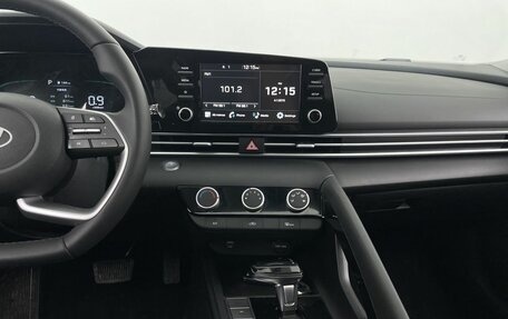 Hyundai Elantra, 2025 год, 2 880 000 рублей, 18 фотография