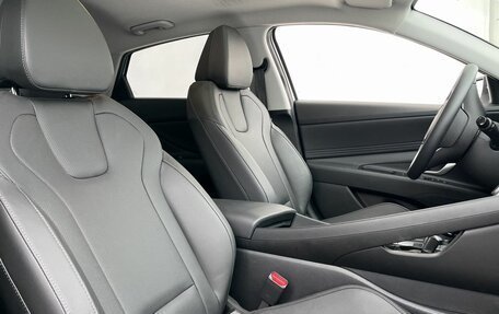 Hyundai Elantra, 2025 год, 2 880 000 рублей, 27 фотография