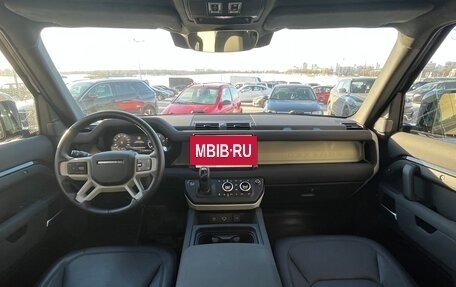 Land Rover Defender II, 2022 год, 7 850 000 рублей, 8 фотография