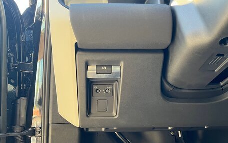 Land Rover Defender II, 2022 год, 7 850 000 рублей, 22 фотография