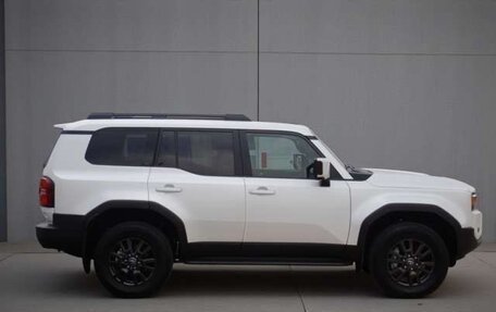Toyota Land Cruiser Prado, 2026 год, 7 350 000 рублей, 6 фотография