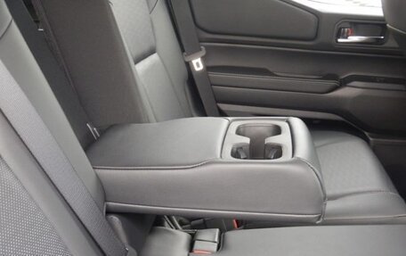 Toyota Land Cruiser Prado, 2026 год, 7 350 000 рублей, 26 фотография