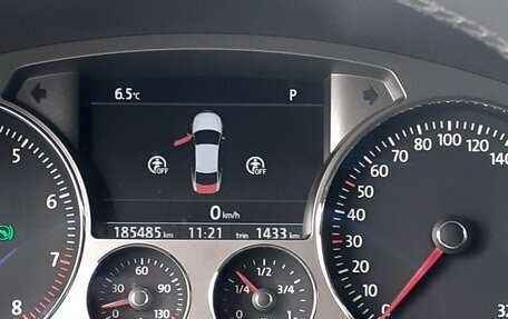 Volkswagen Phaeton I рестайлинг, 2013 год, 1 800 000 рублей, 1 фотография