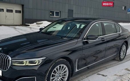 BMW 7 серия, 2019 год, 4 400 000 рублей, 4 фотография