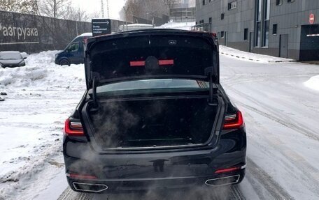 BMW 7 серия, 2019 год, 4 400 000 рублей, 8 фотография