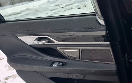 BMW 7 серия, 2019 год, 4 400 000 рублей, 16 фотография