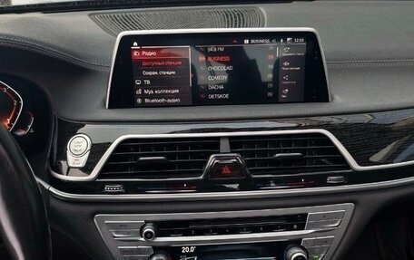 BMW 7 серия, 2019 год, 4 400 000 рублей, 27 фотография