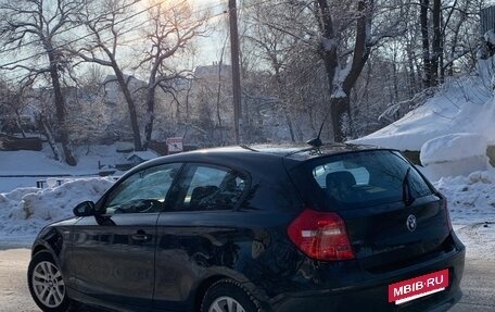 BMW 1 серия, 2009 год, 750 000 рублей, 2 фотография