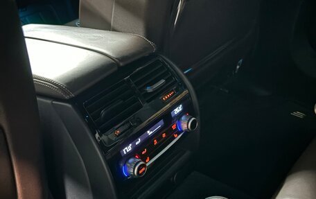 BMW 5 серия, 2019 год, 4 050 000 рублей, 12 фотография