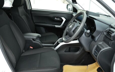 Toyota Raize I, 2021 год, 1 865 000 рублей, 6 фотография