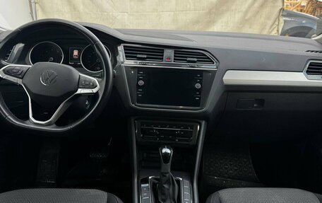 Volkswagen Tiguan II, 2021 год, 3 200 111 рублей, 9 фотография