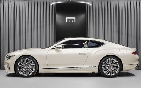 Bentley Continental GT, 2025 год, 52 900 000 рублей, 7 фотография