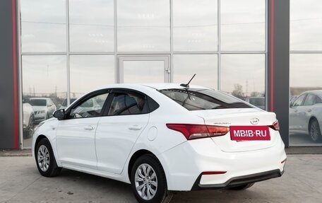 Hyundai Solaris II рестайлинг, 2019 год, 1 000 000 рублей, 4 фотография