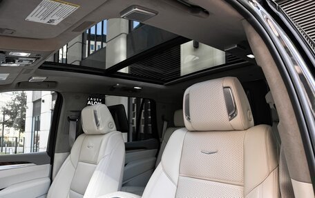 Cadillac Escalade V, 2024 год, 18 490 000 рублей, 21 фотография