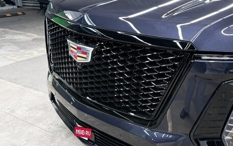 Cadillac Escalade V, 2024 год, 18 490 000 рублей, 7 фотография