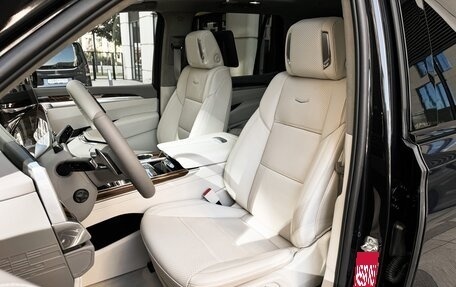 Cadillac Escalade V, 2024 год, 18 490 000 рублей, 20 фотография