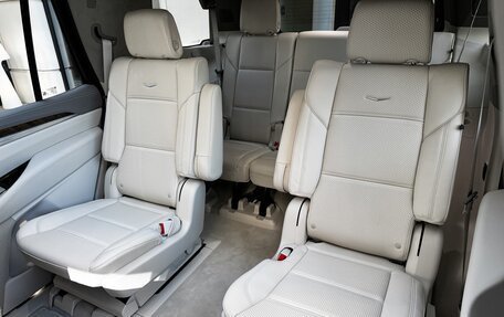 Cadillac Escalade V, 2024 год, 18 490 000 рублей, 23 фотография