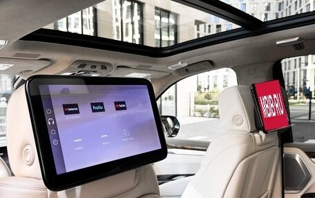 Cadillac Escalade V, 2024 год, 18 490 000 рублей, 25 фотография