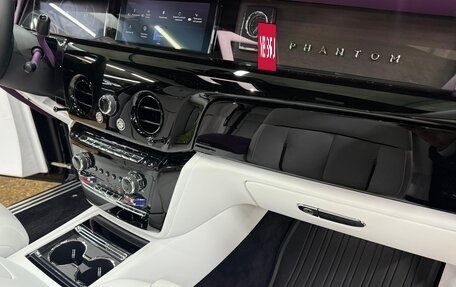 Rolls-Royce Phantom VIII, 2025 год, 85 000 000 рублей, 17 фотография