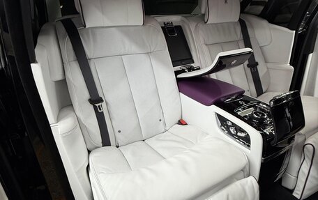 Rolls-Royce Phantom VIII, 2025 год, 85 000 000 рублей, 39 фотография