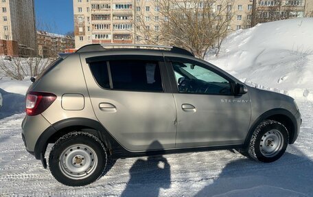 Renault Sandero II рестайлинг, 2017 год, 720 000 рублей, 3 фотография