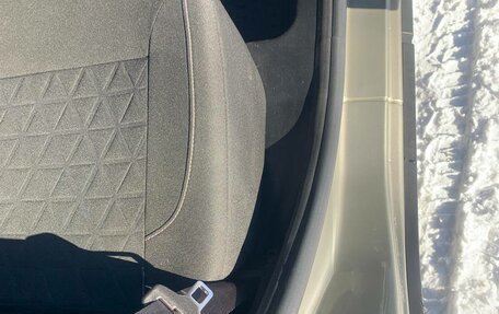 Renault Sandero II рестайлинг, 2017 год, 720 000 рублей, 13 фотография