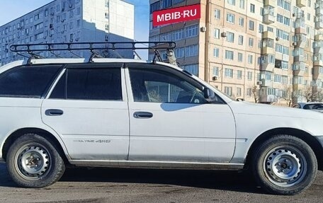 Toyota Corolla, 2001 год, 300 000 рублей, 4 фотография