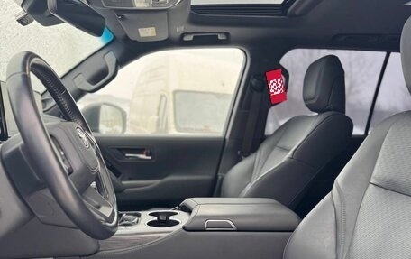Toyota Land Cruiser, 2021 год, 12 400 000 рублей, 7 фотография