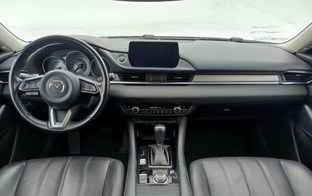 Mazda 6, 2021 год, 3 050 000 рублей, 18 фотография