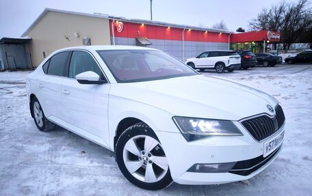 Skoda Superb III рестайлинг, 2017 год, 1 650 000 рублей, 2 фотография