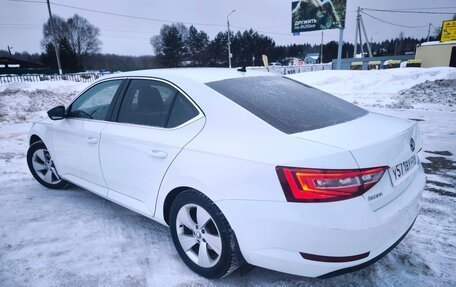 Skoda Superb III рестайлинг, 2017 год, 1 650 000 рублей, 4 фотография