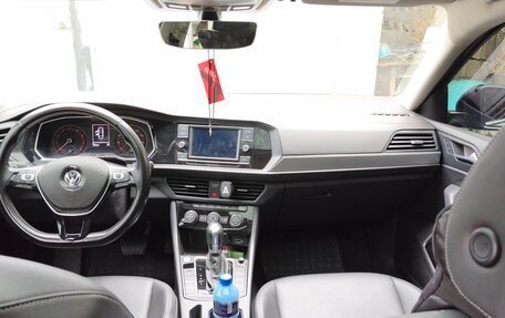 Volkswagen Jetta VII, 2019 год, 1 750 000 рублей, 5 фотография