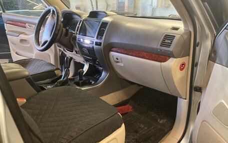 Toyota Land Cruiser Prado 120 рестайлинг, 2006 год, 1 495 000 рублей, 7 фотография