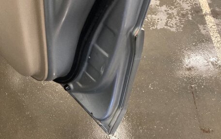 Toyota Land Cruiser Prado 120 рестайлинг, 2006 год, 1 495 000 рублей, 18 фотография