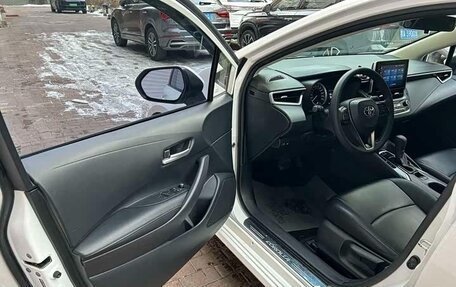 Toyota Corolla, 2022 год, 1 700 000 рублей, 9 фотография