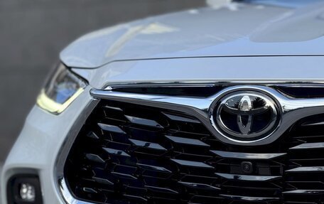 Toyota Highlander, 2025 год, 5 500 000 рублей, 9 фотография