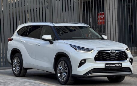 Toyota Highlander, 2025 год, 5 500 000 рублей, 14 фотография