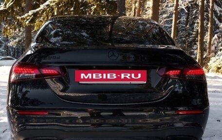 Mercedes-Benz E-Класс, 2022 год, 5 800 000 рублей, 3 фотография