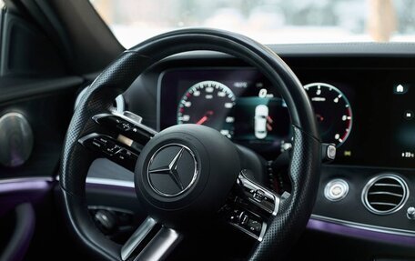 Mercedes-Benz E-Класс, 2022 год, 5 800 000 рублей, 12 фотография