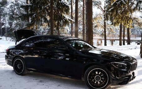 Mercedes-Benz E-Класс, 2022 год, 5 800 000 рублей, 5 фотография