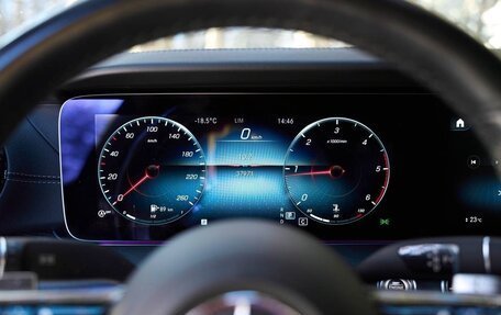 Mercedes-Benz E-Класс, 2022 год, 5 800 000 рублей, 15 фотография