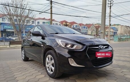 Hyundai Solaris II рестайлинг, 2012 год, 885 000 рублей, 3 фотография