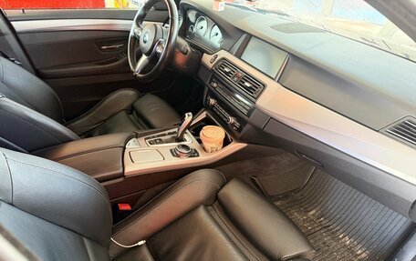 BMW 5 серия, 2014 год, 2 300 000 рублей, 2 фотография