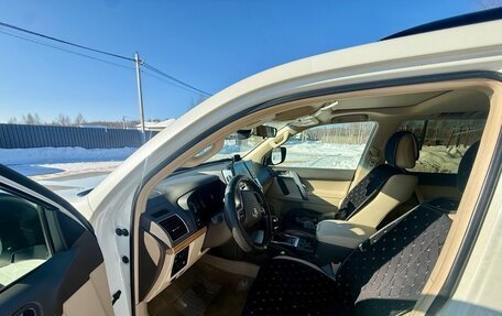 Toyota Land Cruiser Prado 150 рестайлинг 2, 2022 год, 7 000 000 рублей, 14 фотография